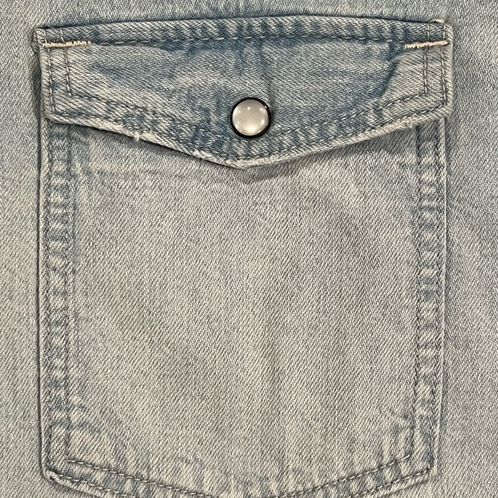 H&M Men's Light Blue Denim Shirt - Picture 7 of 7
